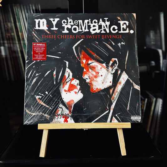 My Chemical Romance – Three Cheers for Sweet Revenge